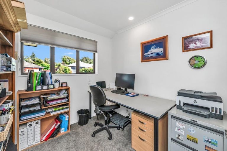 Photo of property in 11 Stanwood Grove, Darfield, 7510