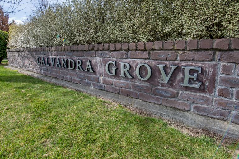 Photo of property in 15 Calvandra Grove, Rangiora, 7400