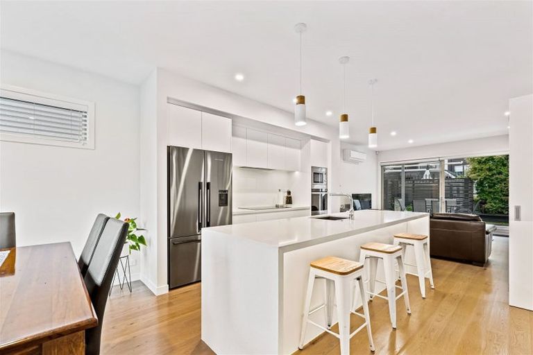 Photo of property in 6 Catalina Bay Drive, Hobsonville, Auckland, 0616