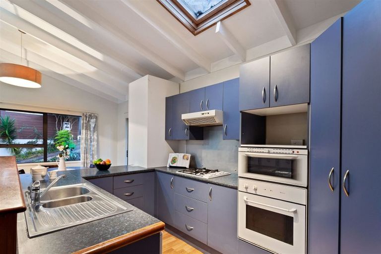 Photo of property in 2/113 Manuka Road, Bayview, Auckland, 0629