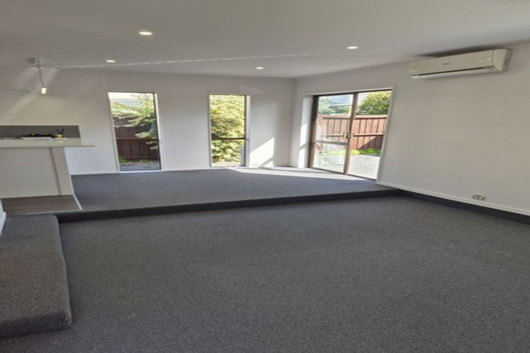 Photo of property in 2/26a Eastern Road, Eastern Beach, Auckland, 2012