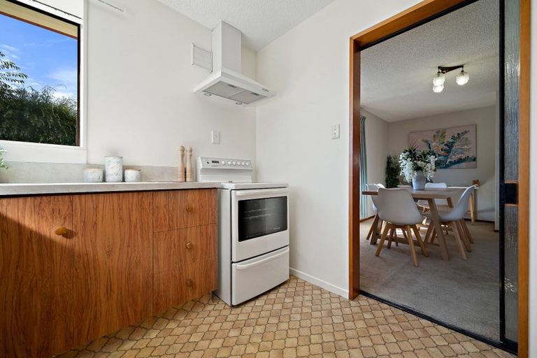 Photo of property in 2/267 Sawyers Arms Road, Bishopdale, Christchurch, 8053