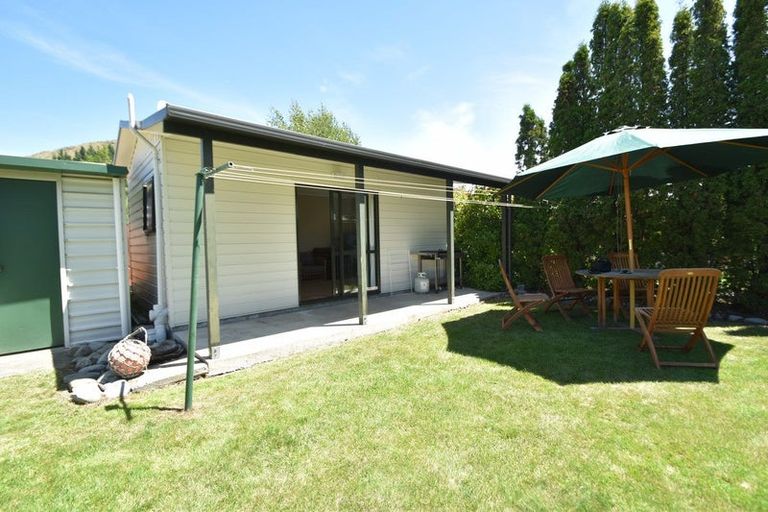 Photo of property in 7 Benmore Place, Omarama, 9412