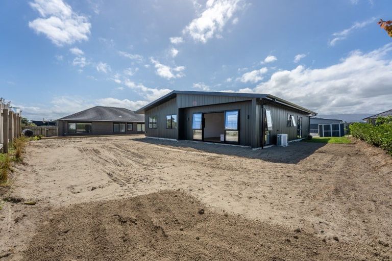 Photo of property in 57 Seagrass Place, Otaki Beach, Otaki, 5512