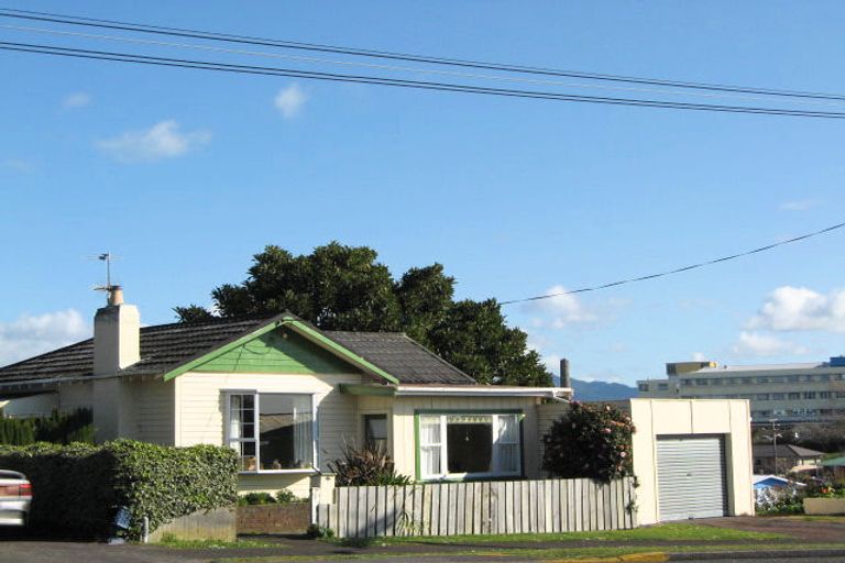 Photo of property in 29a Dorset Avenue, Westown, New Plymouth, 4310