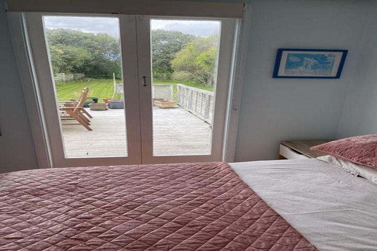 Photo of property in 12 The Avenue, Otaki Beach, Otaki, 5512
