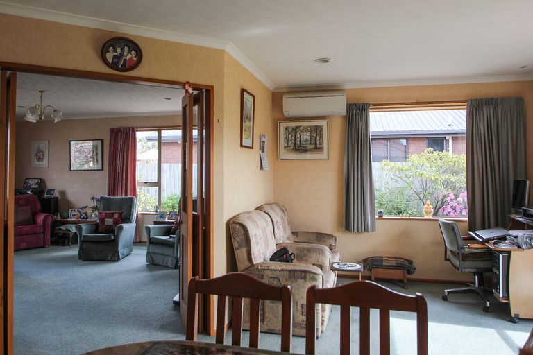 Photo of property in 6 Hannah Place, Holmes Hill, Oamaru, 9401