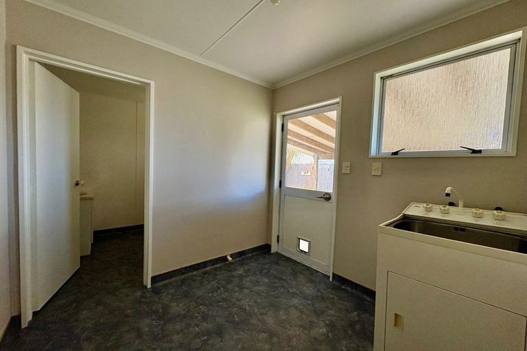 Photo of property in 29-31a Peel Street, Westport, 7825