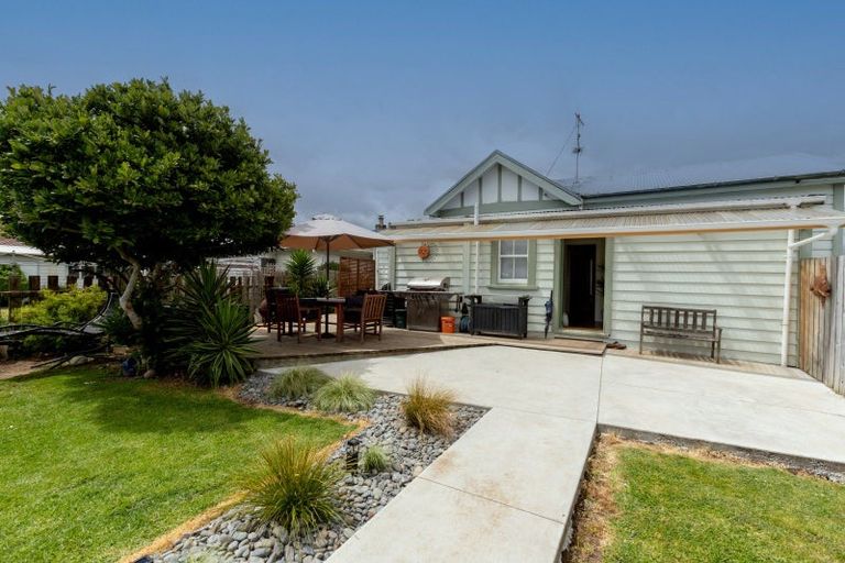 Photo of property in 28 Station Road, Paeroa, 3600