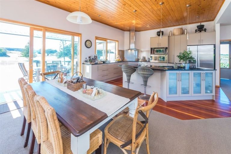 Photo of property in 36 Longbeach Drive, Castlecliff, Whanganui, 4501