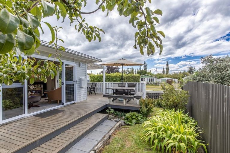 Photo of property in 146 Te Rangitautahanga Road, Turangi, 3334