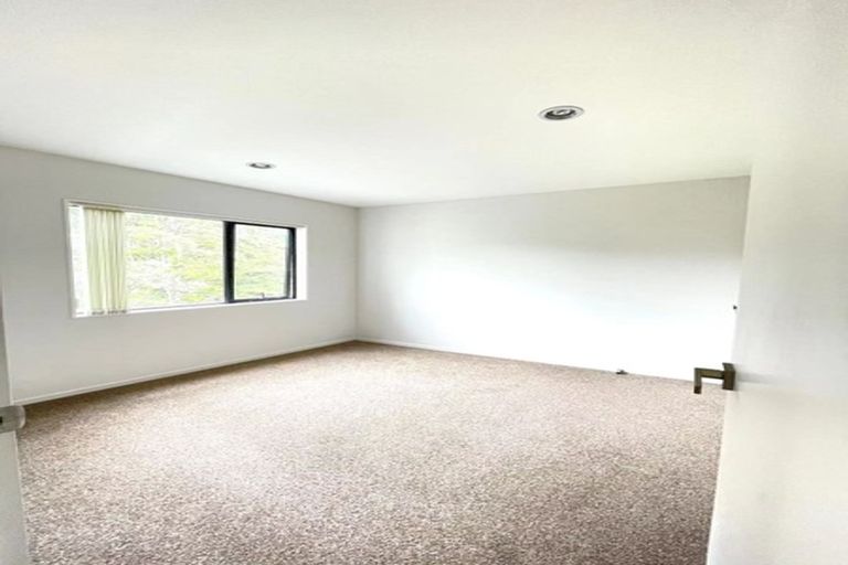 Photo of property in 54 Makamaka Lane, Albany Heights, Auckland, 0632