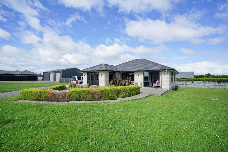 Photo of property in 28 Majestic Chance, Seaward Bush, Invercargill, 9812