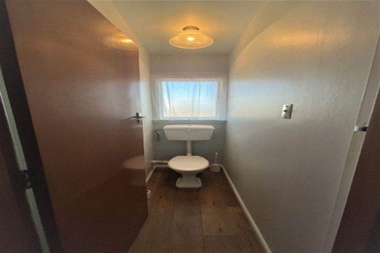 Photo of property in 2/65 Lincoln Road, Hillmorton, Christchurch, 8024