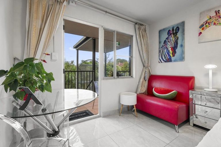 Photo of property in 23/43 Woodward Road, Mount Albert, Auckland, 1025