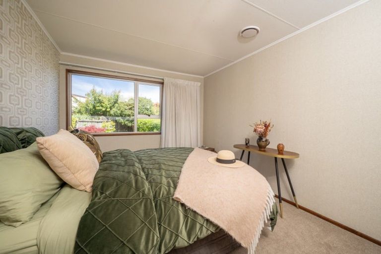 Photo of property in 16 Arnott Street, Alexandra, 9320