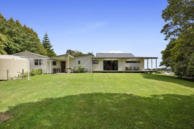 Photo of property in 443 Albert Road, Korito, New Plymouth, 4371