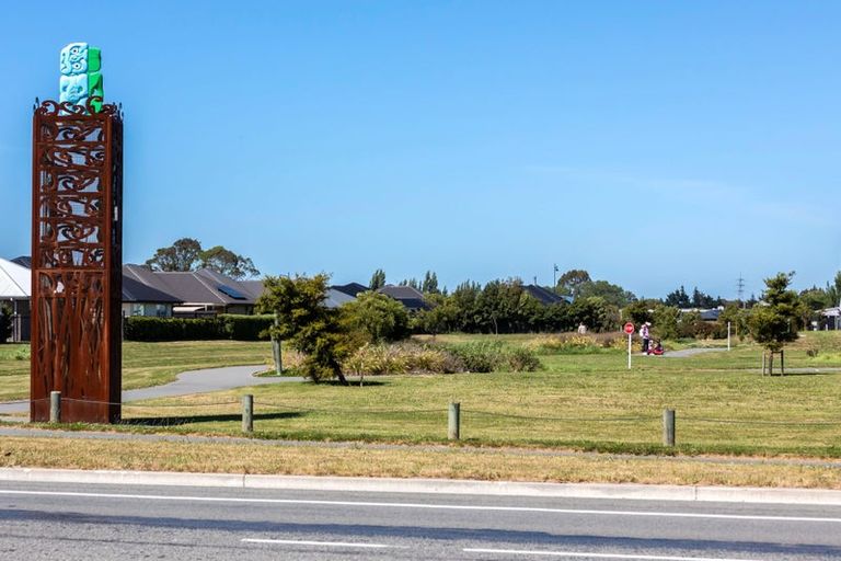 Photo of property in 32 John Holmes Road, Halswell, 8025