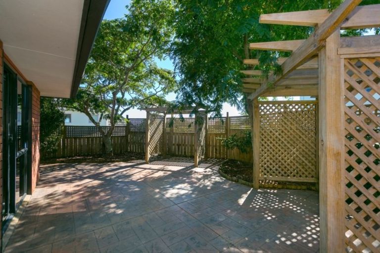 Photo of property in 11d Redwood Crescent, Hurdon, New Plymouth, 4310