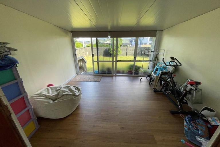 Photo of property in 1/12 Cambridge Road, Manurewa, Auckland, 2102