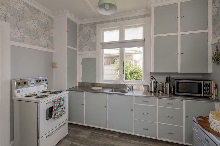 Photo of property in 2 Shamrock Street, Levin, 5510