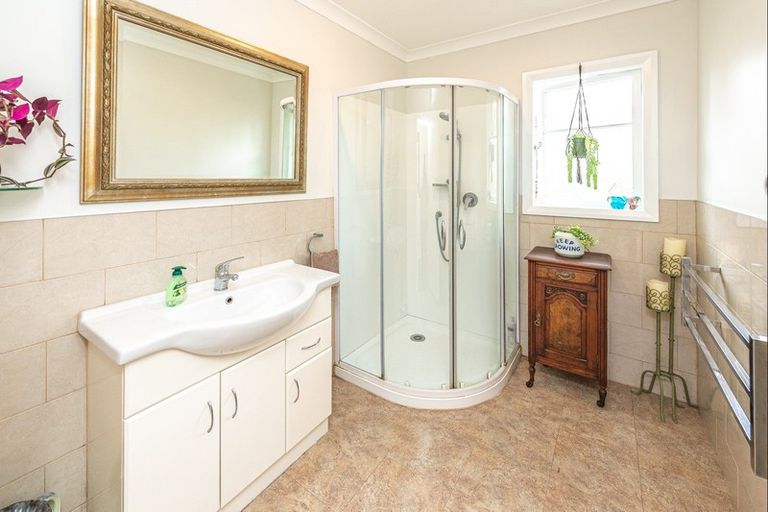Photo of property in 27 Quick Avenue, Aramoho, Whanganui, 4500