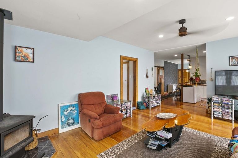 Photo of property in 58 Record Street, Fitzroy, New Plymouth, 4312