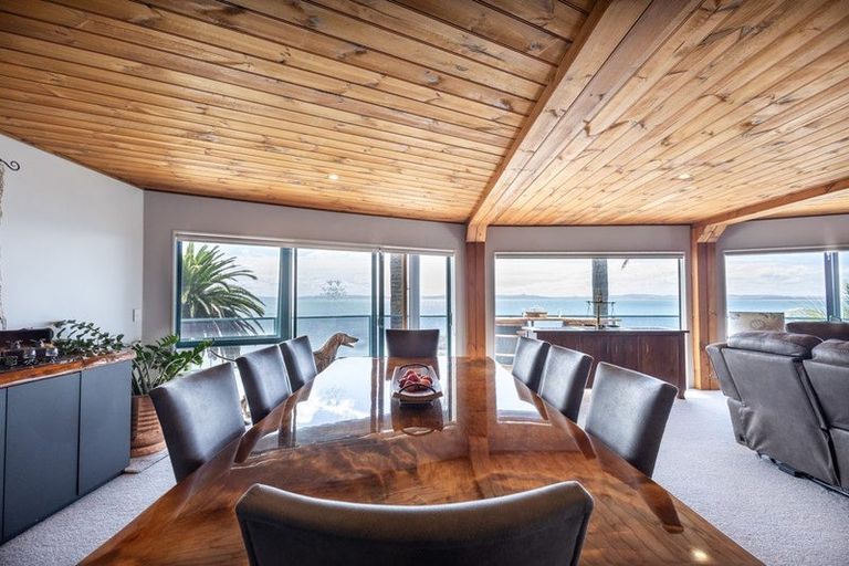 Photo of property in Signal Stn Road, Pouto, Te Kopuru, 0391