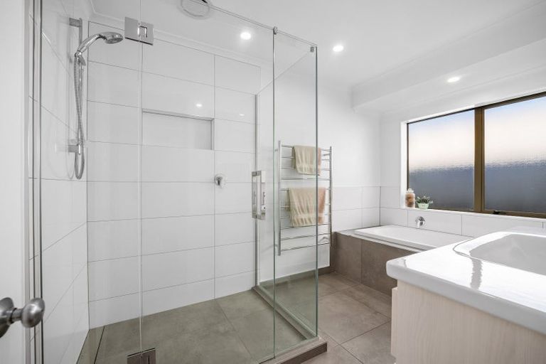 Photo of property in 2 Autumn Place, Ohauiti, Tauranga, 3112
