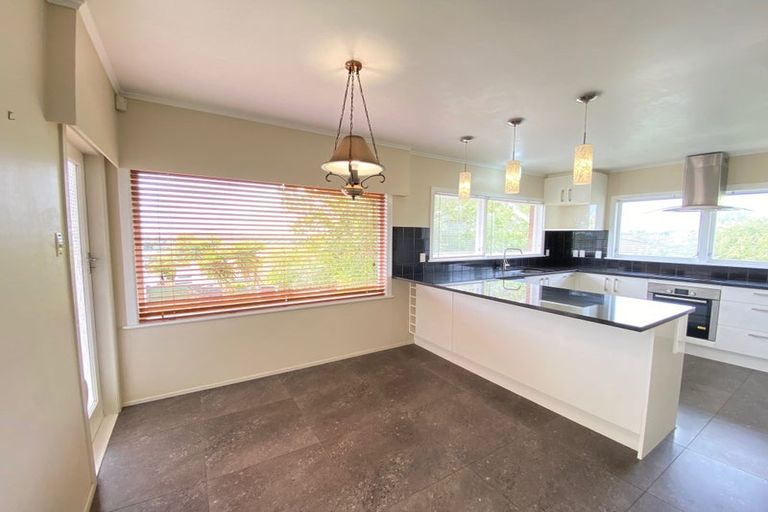 Photo of property in 30 Taitua Drive, Te Atatu South, Auckland, 0610