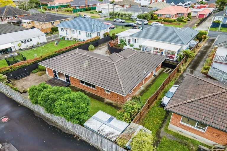 Photo of property in 2/10 Mangarata Avenue, Papatoetoe, Auckland, 2025