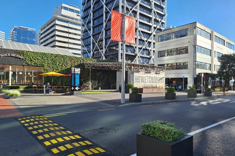 Photo of property in 23 Emily Place, Bellevue, Tauranga, 3110