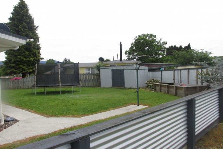 Photo of property in 77 Buller Road, Reefton, 7830