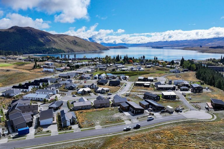 Photo of property in 7 Coulson Lane, Lake Tekapo, 7999