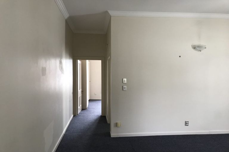 Photo of property in 16 Thompson Street, Mount Cook, Wellington, 6011