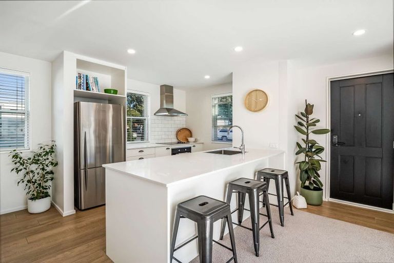 Photo of property in 1/26 Devon Street, Sydenham, Christchurch, 8023