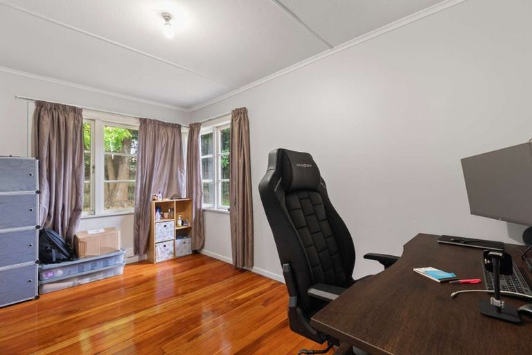 Photo of property in 1 Shifnal Drive, Randwick Park, Auckland, 2105