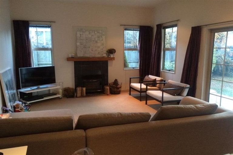 Photo of property in 7 Fletcher Way, Arrowtown, 9302