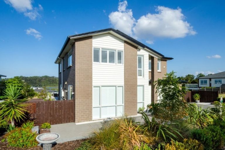 Photo of property in 88 Pohutukawa Parade, Riverhead, 0820