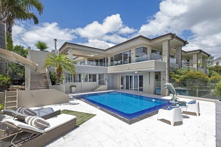 Photo of property in 5 Te Akau Crescent, Bucklands Beach, Auckland, 2012