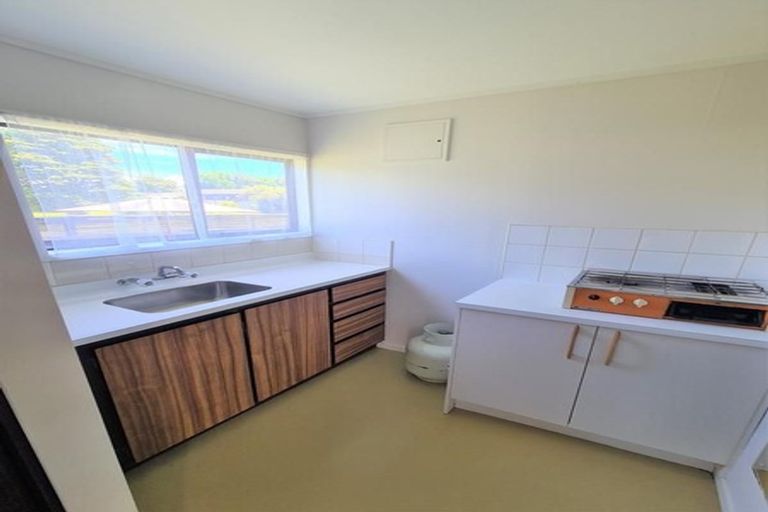 Photo of property in 102 Kowhai Avenue, Matarangi, Whitianga, 3592