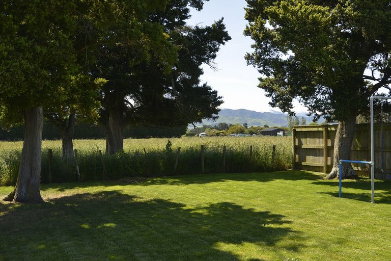 Photo of property in 15 Fantail Avenue, Carterton, 5713