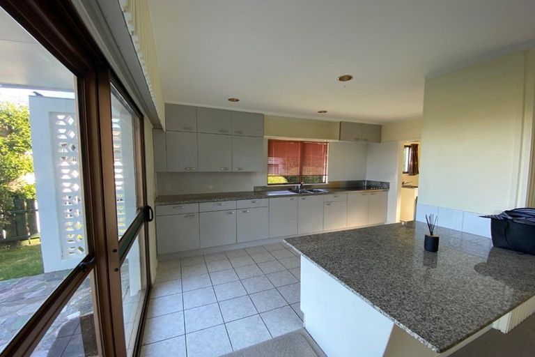 Photo of property in 50 Agincourt Street, Glenfield, Auckland, 0629