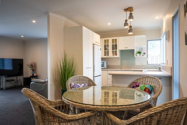 Photo of property in 1 Loader Place, Tawhero, Whanganui, 4501