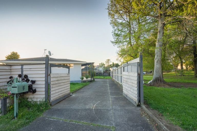 Photo of property in 10 Quintal Place, Papatoetoe, Auckland, 2025