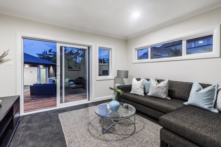 Photo of property in 11 Henry Blyth Lane, Greenhithe, Auckland, 0632