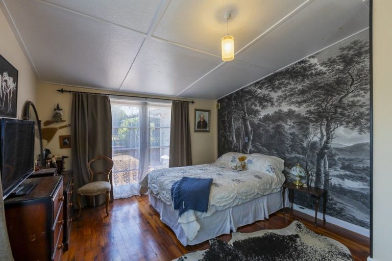 Photo of property in 11 Smith Street, Waipukurau, 4200