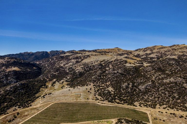 Photo of property in 191 Lakefront Terrace, Northburn, Cromwell, 9383