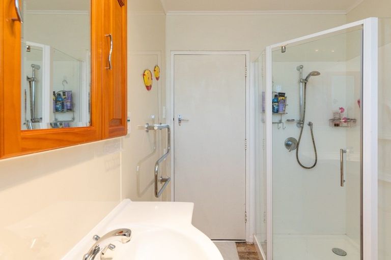 Photo of property in 8 Park Road, West End, Palmerston North, 4412