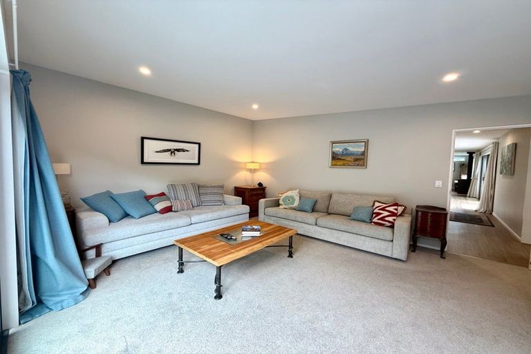 Photo of property in 13 Matuku Lane, Heathcote Valley, Christchurch, 8022